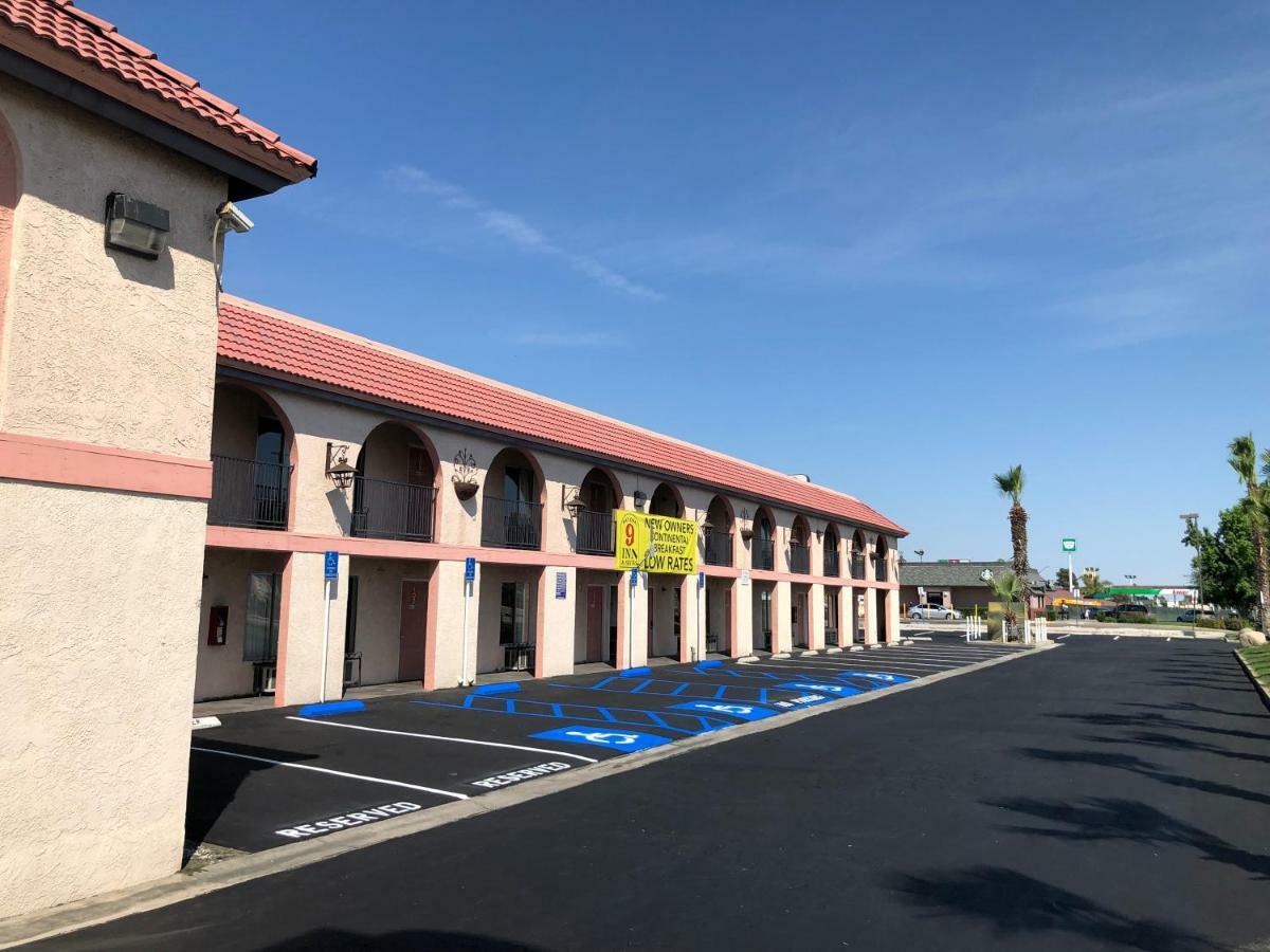 National 9 Inn Buttonwillow Exterior photo